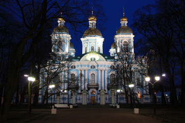 Fototapeta na wymiar Night view of the Saint Nicholas Naval Cathedral, the Sailor's Cathedral, in St. Petersburg, Russia