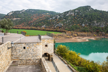 Naklejka premium Calm lake near mountains in nature