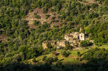 Obraz premium village on the hill
