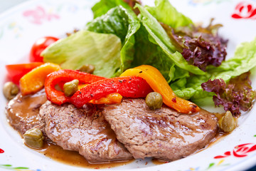 beef with salad