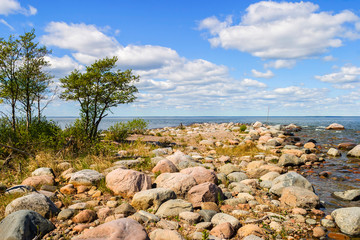 Rocky beach with a view to the lake