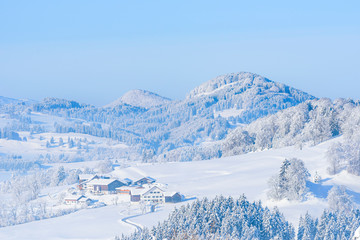 traumhafte Winteridylle im Ostallgäu nahe des Forggensees