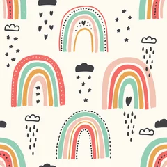Deurstickers Scandinavische stijl Leuk scandinavisch kinderachtig naadloos patroon met trendy handgetekende regenbogen