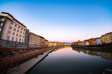 Fluss Arno in Pisa