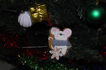 gingerbread and New Year's toys