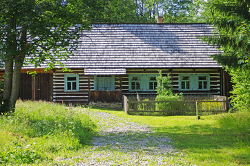 Stare drewniane zabytkowe domy © Patdrig Torc