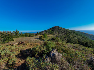 Alta via dei monti liguri tra Vado e Spotorno