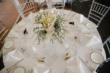 flowers center piece wedding day tables