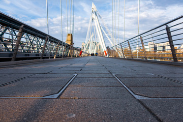 Fototapeta na wymiar bridge over river Thames