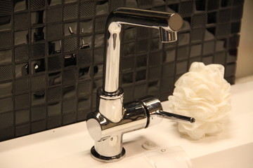 Bathroom and kitchen taps for sale