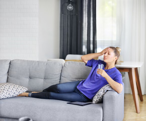 Obraz premium Portrait of young woman suffering from ache. 