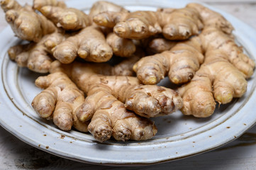 Fresh gember roots used for cooking and medicine