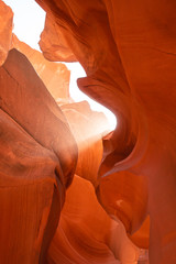 Vaisseau lumineux à l'intérieur d'Antelope Canyon - Entre Arizona & Utah