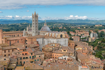 Fototapeta na wymiar Scenery of Siena, a beautiful medieval town in Tuscany