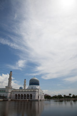 Fototapeta premium Kota Kinabalu City Islamic Temple