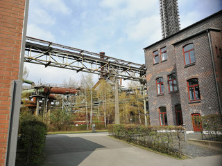 Fototapeta na wymiar alte stillgelegte Stahl Fabrik Industrie