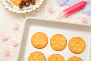 写真素材：　お菓子作り　趣味　手作り　ハート　バレンタイン