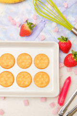 写真素材：手作りのお菓子　バレンタインイメージ　誕生日　プレゼント