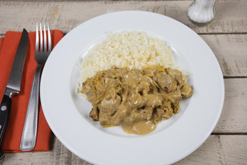 veau sauce aux poireaux et riz