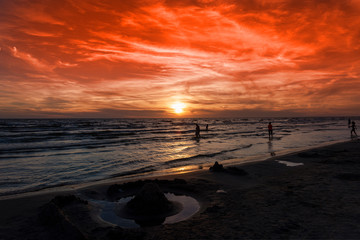 Fototapeta na wymiar Sunset time on Baltic sea.