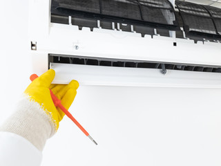 Aircondition service and maintenance, fixing AC unit and cleaning the filters.