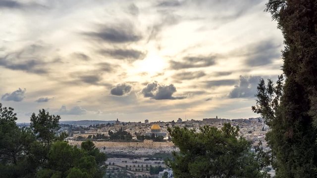 Jerusalem time lapse - Temple mount and Dome of the Rock with clouds moving