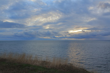 seascape winter cloudy evening horizon over the sea