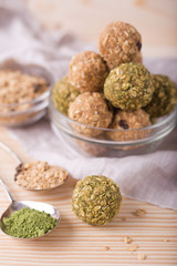 Healthy Oatmeal Snacks Energy Balls with Oats Almond Butter and Honey