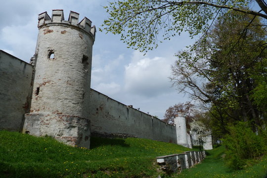 Stadtmauer in Landsberg am Lech mit Halbschalenturm