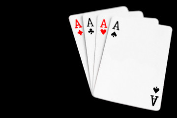 barajo de cartas en fondo negro