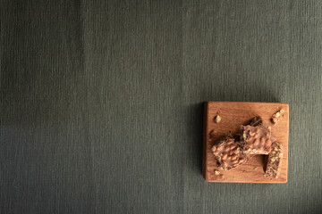 Chocolate en tabla de madera