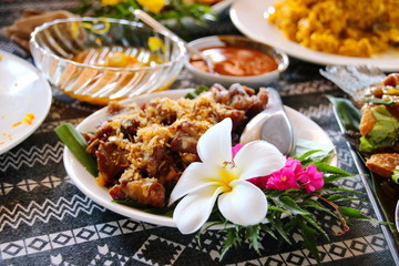 thai food served in thailand