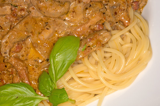 Spaghetti alla cacciatore