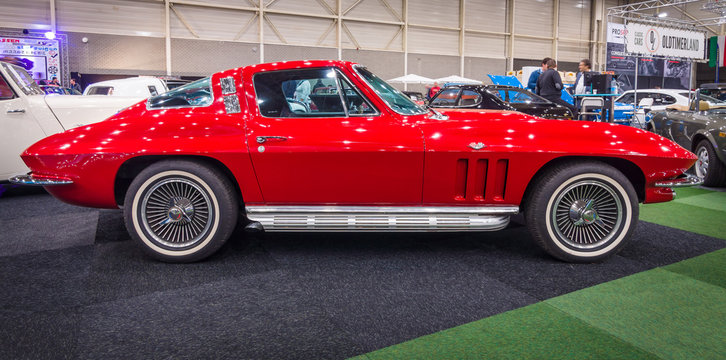 MAASTRICHT, NETHERLANDS - JANUARY 15, 2016: Sports car Chevrolet Corvette C2 "Sting Ray", 1965. International Exhibition InterClassics & Topmobiel 2016