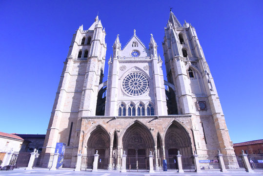 Main facade, León Cathedral, Spain.
