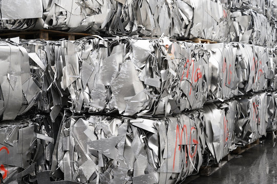 Aluminium Schrott aus Blechabf&auml;llen