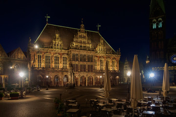 Fototapeta na wymiar Famous City Hall on the ancient Market Square in the centre of the Hanseatic City of Bremen at night, Germany