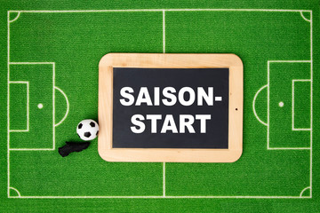 Saisonstart means Season Start
