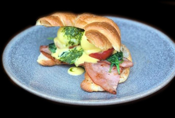 croissant, black background, breakfast, ham, food, meal, eggs benedict, ham benny