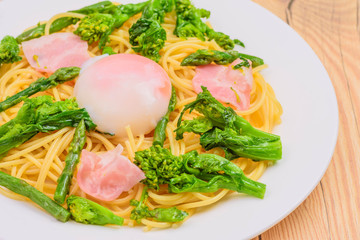 春の味覚　菜の花パスタ