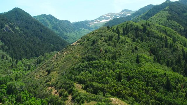 Slow reveal of beautiful mountain valley in Wasatch Mountains Utah 4K