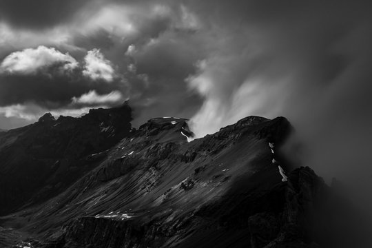 Rugged mountain peaks © MarkCurtisnzPhoto