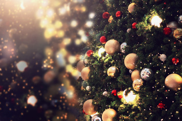 Obraz na płótnie Canvas decorate christmas tree on blur background