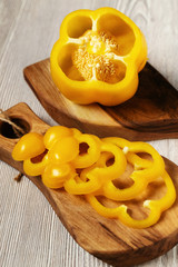 yellow pepper on cutting board