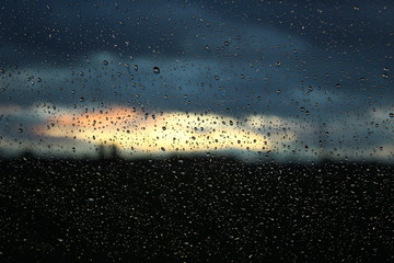 Regentropfen auf dem Fenster