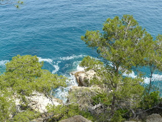 sea and rocks