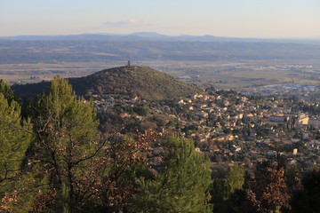 promenade dans les collines de Jean Giono