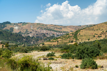 Fototapeta na wymiar Oriolo, in the valley of Ferro river, Calabria, Italy