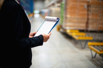 Holding Check list in warehouse