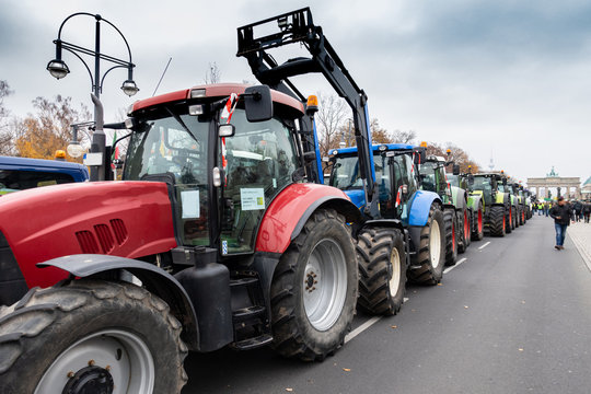 Berlin - Demo - Landwirte demonstrieren in Berlin